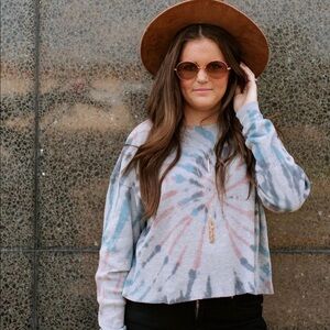 Boutique x Royal & Reese Henley Top Thermal Knit Cropped Waffle Knit Tie Dye LG